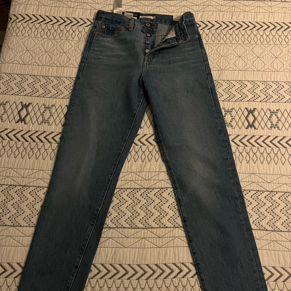 Levi’s Wedgie Jeans